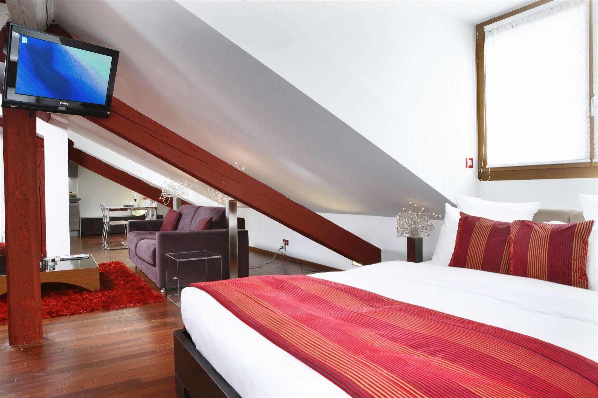 La Cour Des Augustins Boutique Gallery Design Hotel Geneva Exterior foto